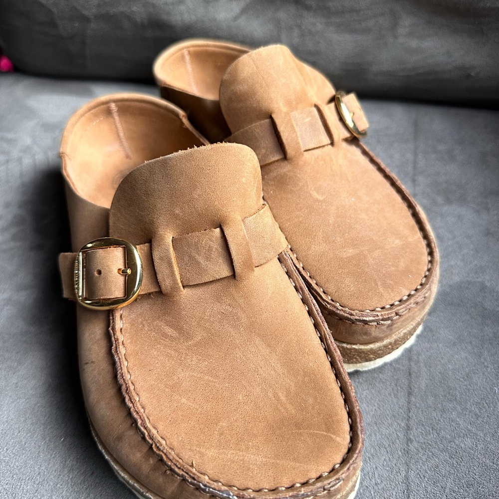 Birkenstock Tan Suede Clog Mules with Gold Buckles